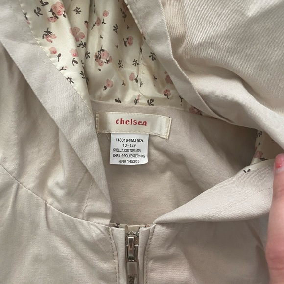 Beige Jacket - Picture 2 of 3